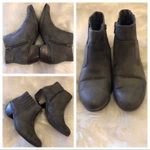⛄️ KIM ROGERS Cute Dark Taupe Booties
